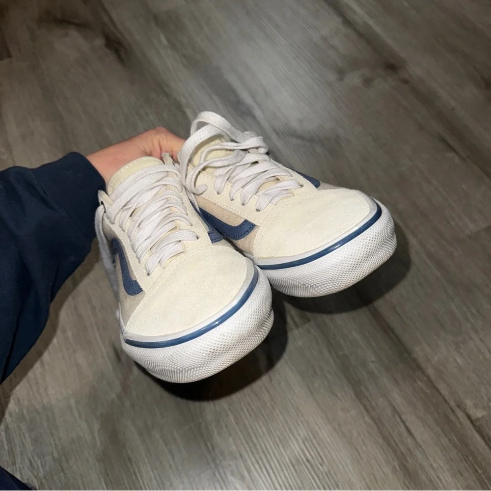 Men’s/Women’s Vans Skate Old Skool cream and blue